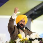 ਸ਼੍ਰੋਮਣੀ ਗੁਰਦੁਆਰਾ ਪ੍ਰਬੰਧਕ ਕਮੇਟੀ ਦੇ ਪ੍ਰਧਾਨ ਗੁਰੂ ਸਾਹਿਬਾਨ ਦੇ ਸਿਪਾਹੀ ਬਣਨ ਦੀ ਬਜਾਏ ਸੁਖਬੀਰ ਬਾਦਲ ਦੇ ਸਿਪਾਹੀ ਬਣੇ ਹੋਏ ਹਨ ਜੋ ਪੰਥ ਲਈ ਬਹੁਤ ਮੰਦਭਾਗਾ-ਮੁੱਖ ਮੰਤਰੀ ਭਗਵੰਤ ਸਿੰਘ ਮਾਨ