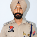 ਬਰਨਾਲਾ ਸਫ਼ਾਈ ਕਰਮਚਾਰੀਆਂ ਤੇ ਲਾਠੀਚਾਰਜ ਕਰਨ ਵਾਲਾ DSP ਸਤਵੀਰ ਸਿੰਘ ਸਸਪੈਂਡ