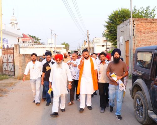 ‘ਮਾਨ ਦੇ ਮੁਨਾਫੇ’ ਮੁਹਿੰਮ ਤਹਿਤ ਘਰ-ਘਰ ਪਹੁੰਚ ਕੇ ਲੋਕਾਂ ਨੂੰ ਦਿੱਤੀ ਜਾ ਰਹੀ ਹੈ ਪੰਜਾਬ ਸਰਕਾਰ ਦੀਆਂ ਪ੍ਰਾਪਤੀਆਂ ਦੀ ਜਾਣਕਾਰੀ: ਰੌਬੀ ਕੰਗ