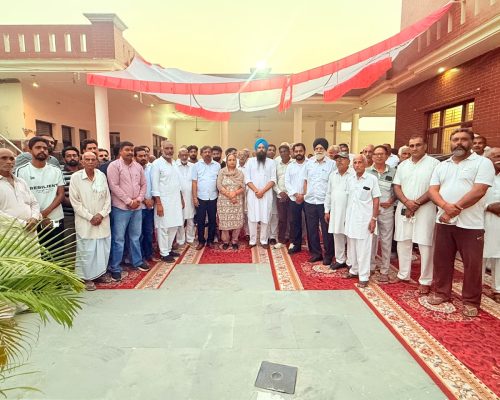 MP ਕੰਗ ਨੇ ਵਿਕਾਸ ਕਾਰਜਾਂ ਲਈ ਪਿੰਡ ਉਧਨਵਾਲ ਅਤੇ ਉਧਨਵਾਲ ਖੁਰਦ ਨੂੰ 11 ਲੱਖ ਰੁਪਏ ਦੇ ਚੈੱਕ ਦਿੱਤੇ