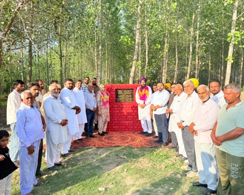 MP ਮਲਵਿੰਦਰ ਸਿੰਘ ਕੰਗ ਵੱਲੋਂ ਬਲਾਚੌਰ ਹਲਕੇ ਦੇ ਪਿੰਡਾਂ ਨੂੰ ਐੱਮ.ਪੀ. ਲੈਡ ਤਹਿਤ ਵਿਕਾਸ ਕਾਰਜਾਂ ਲਈ ਗ੍ਰਾਂਟ ਜਾਰੀ
