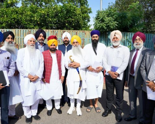 ਜਾਗਤ ਜੋਤ ਸ੍ਰੀ ਗੁਰੂ ਗ੍ਰੰਥ ਸਾਹਿਬ ਸਤਿਕਾਰ (ਸੋਧ) ਐਕਟ 2026 ਨੂੰ ਲੈ ਕੇ ਵੱਡੀ ਖ਼ਬਰ, ਪੰਜਾਬ ਸਰਕਾਰ ਨੇ ਬਣਾਈ 7 ਮੈਂਬਰੀ ਕਮੇਟੀ ਦੀ ਸ਼੍ਰੀ ਅਕਾਲ ਤਖ਼ਤ ਨੂੰ ਦਿੱਤੀ ਜਾਣਕਾਰੀ